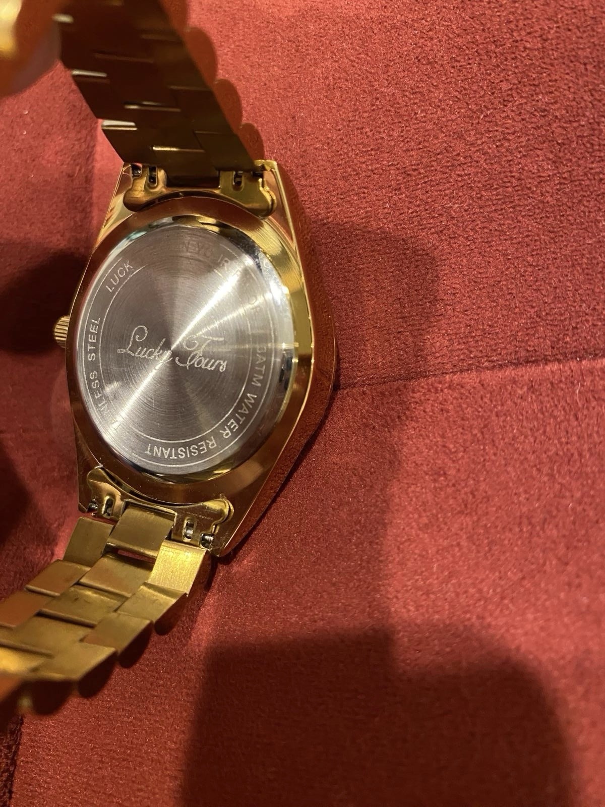 Lucky Fours Quartz Watch Gold Tone Bracelet Black Dial Day-Date Fluted Bezel
