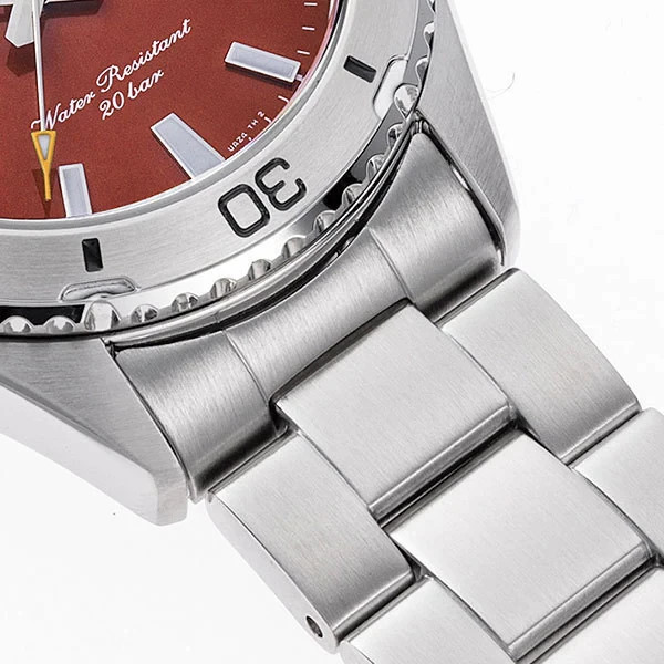 Orient RN-AC0Q09R Sports Mako 40 Automatic Men’s Diver Watch StainlessSteel Red
