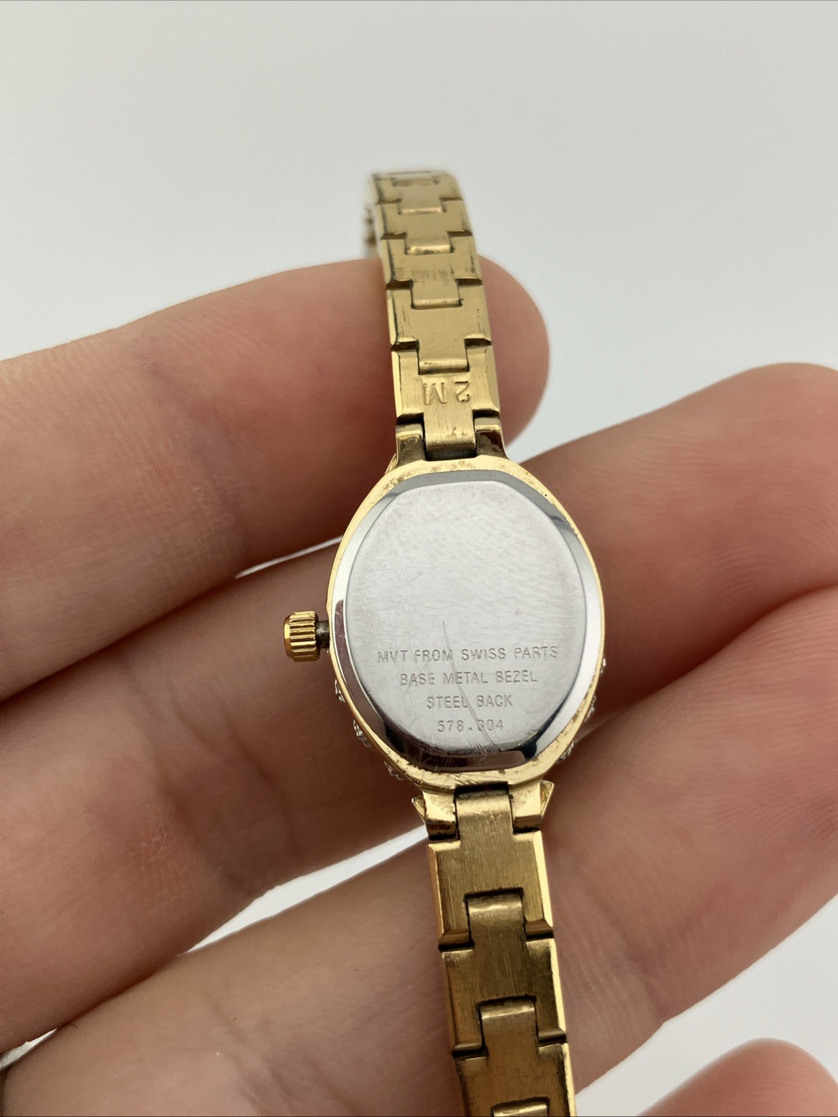 Vtg Austin Lades 17mm Watch Gold Tone Diamond & Ruby Bezel MOP Dial 5.75″ – RUNS