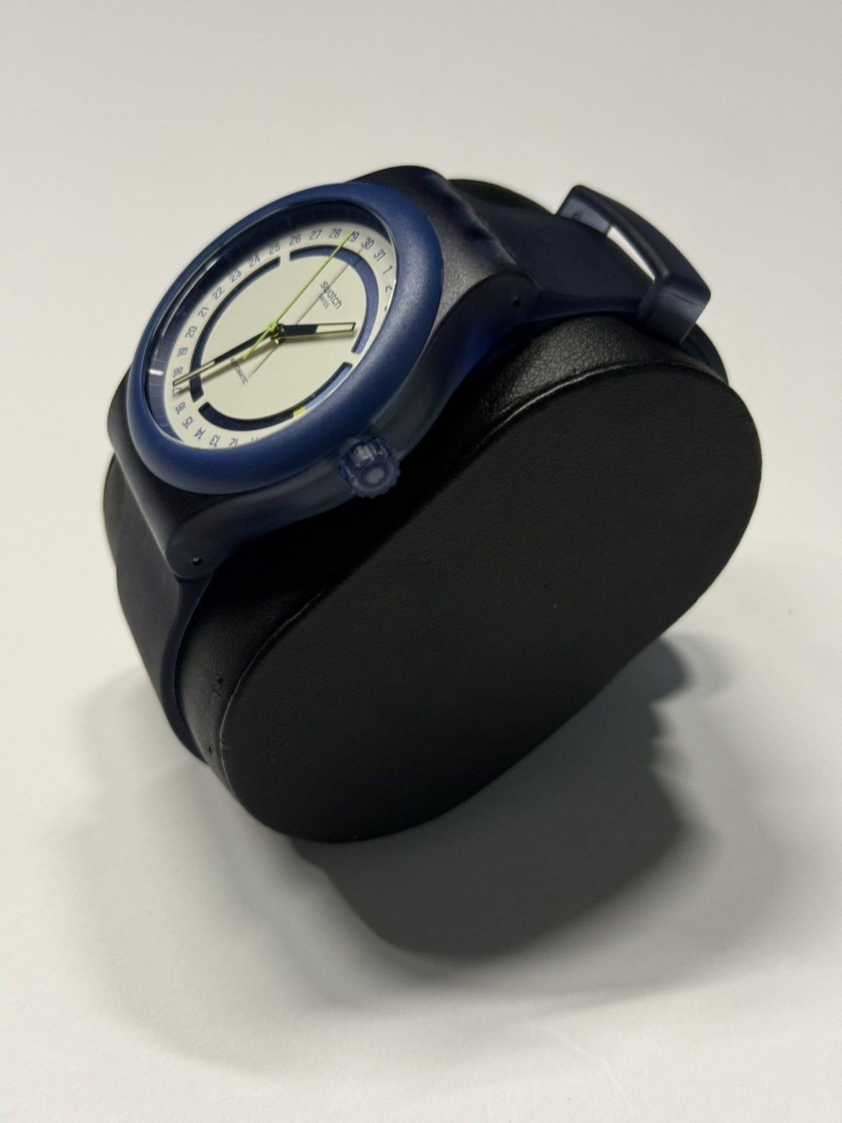 SISTEM51 Swatch x HODINKEE STOPLIGHT NEON REMIX LIMITED EDITION WATCH