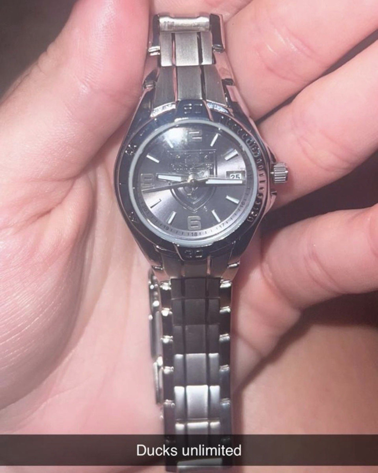 Ducks Unlimited Analog Wristwatch Gray Logo Dial Date Silver Tone Bracelet