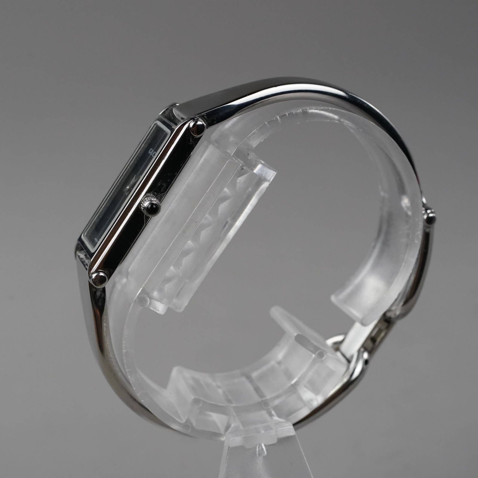 GUCCI Women’s Watch 1500L Silver 12mm Vintage New Battery