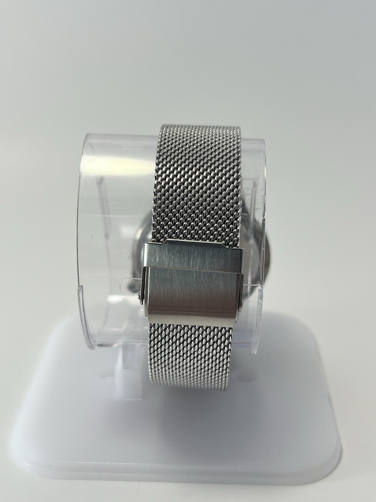 Fossil Men’s Quartz Watch Cream Dial Metal Mesh Strap