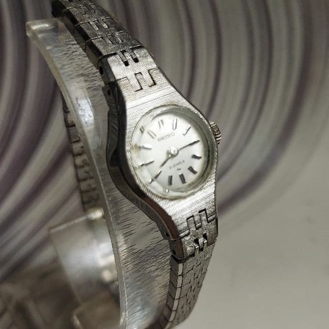 Antique Seiko women’s watch with engraved and decorated bracelet.