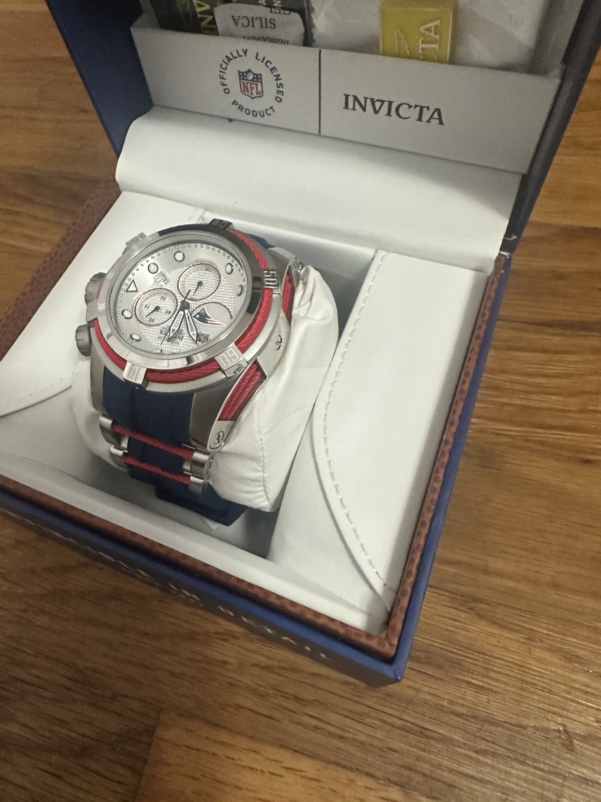 Invicta Men’s Bolt Zeus NFL New England Patriots Watch 30243 53mm New