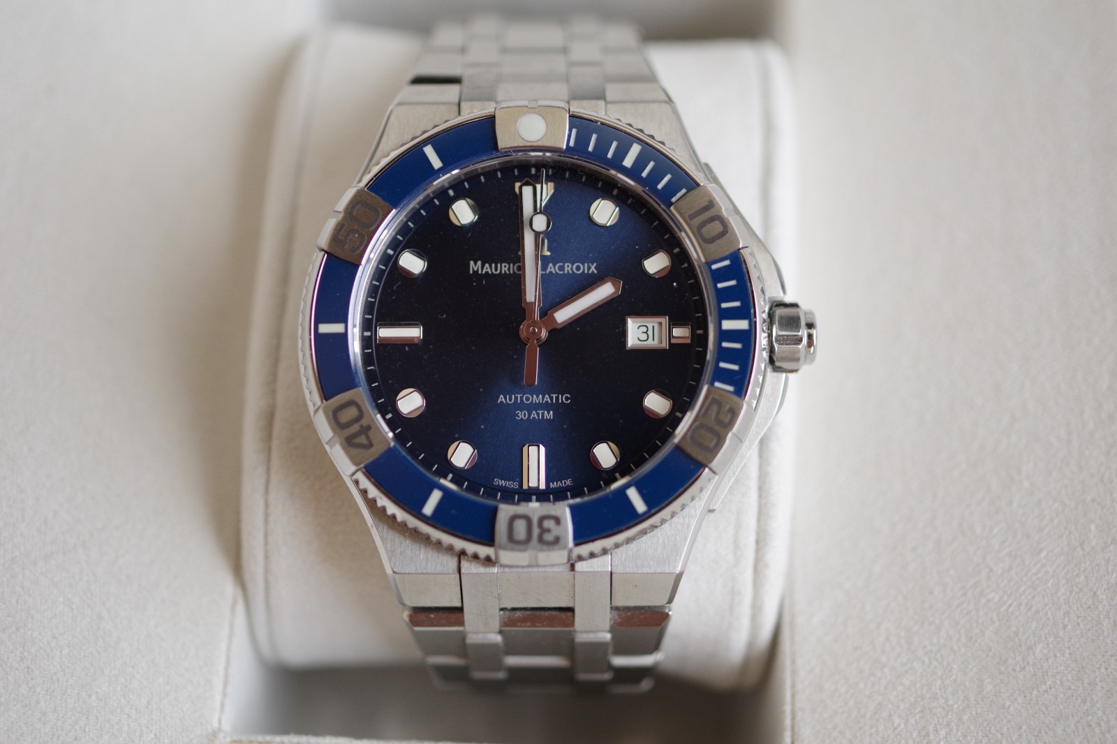 Maurice Lacroix Aikon Venturer