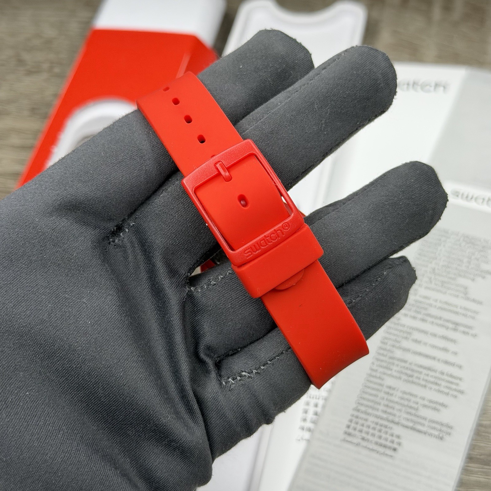 NEW✅ Swatch SUNETTY Red Silicone Number Dial Women’s 34mm Watch GR175
