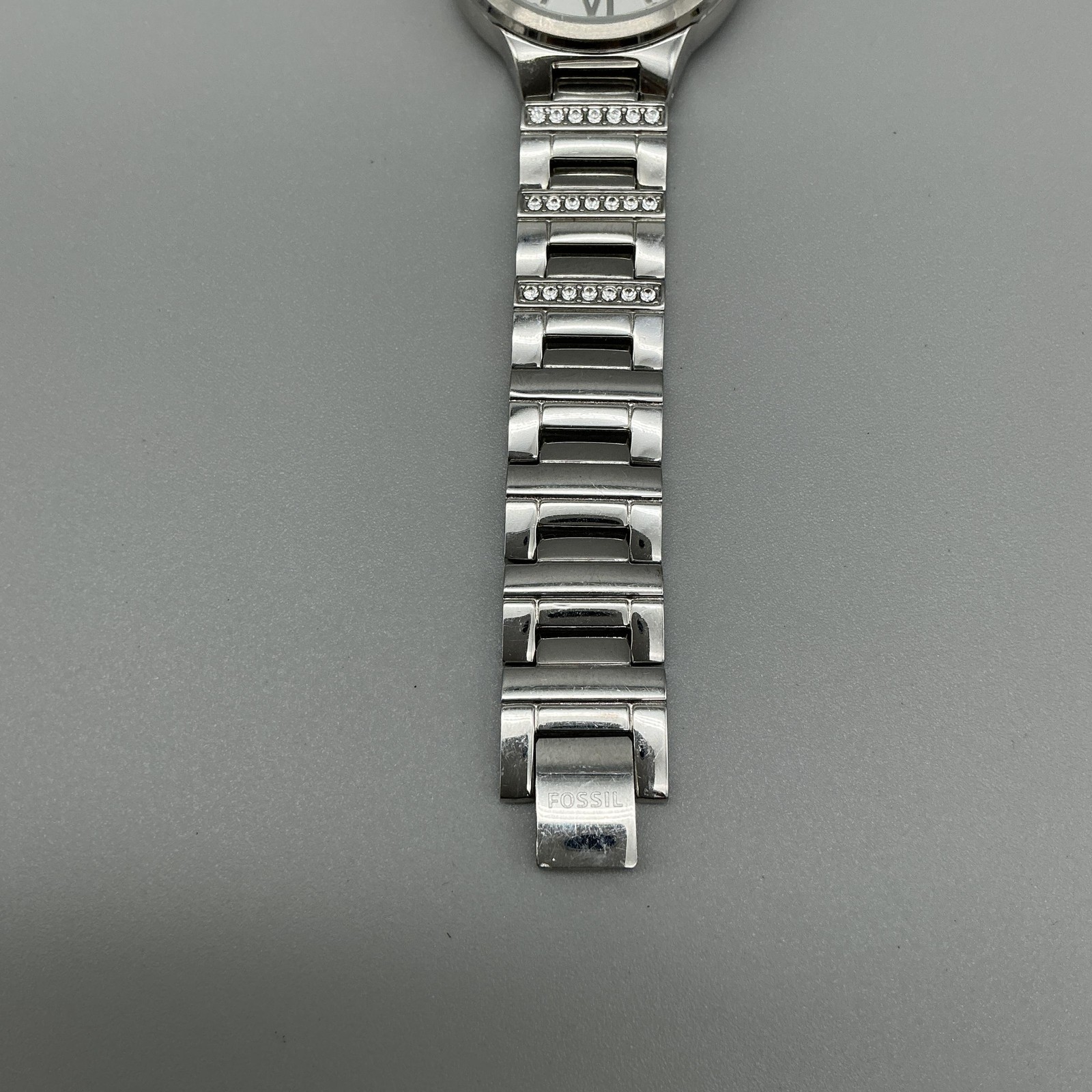 Fossil Spectacle Womens Watch 29mm Silver Tone Crystal Stainless New Battery 7″