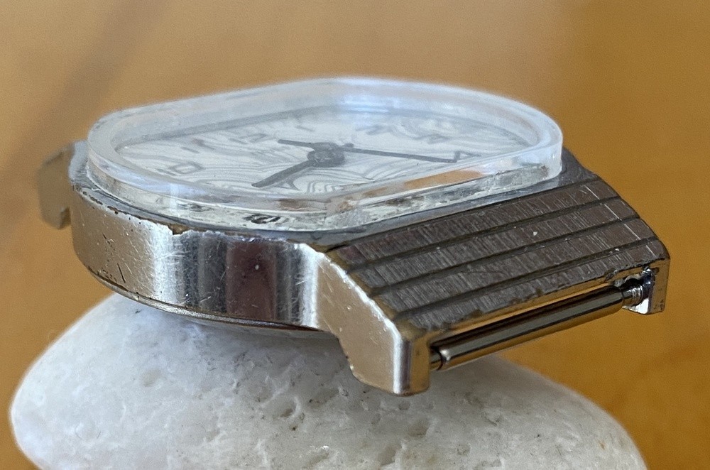 Vintage Pobeda Mechanical Watch USSR 1980 / ZIM Factory