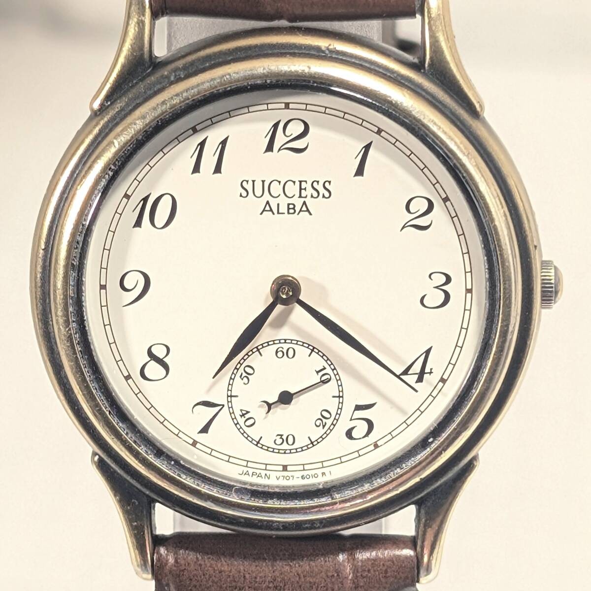 Seiko ALBA SUCCESS Small Second Men s Battery and Belt Replaced Working Model Q
