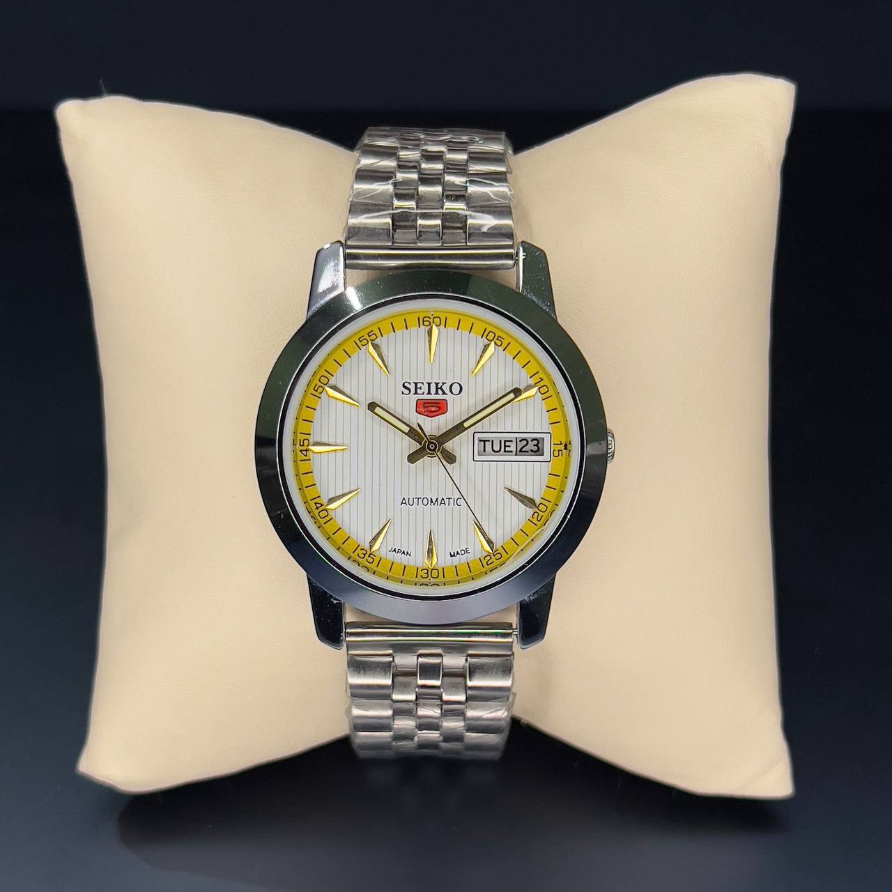 Vintage White Dial Automatic Day/Date Men’s Watch | Refurbished | Japan Movement