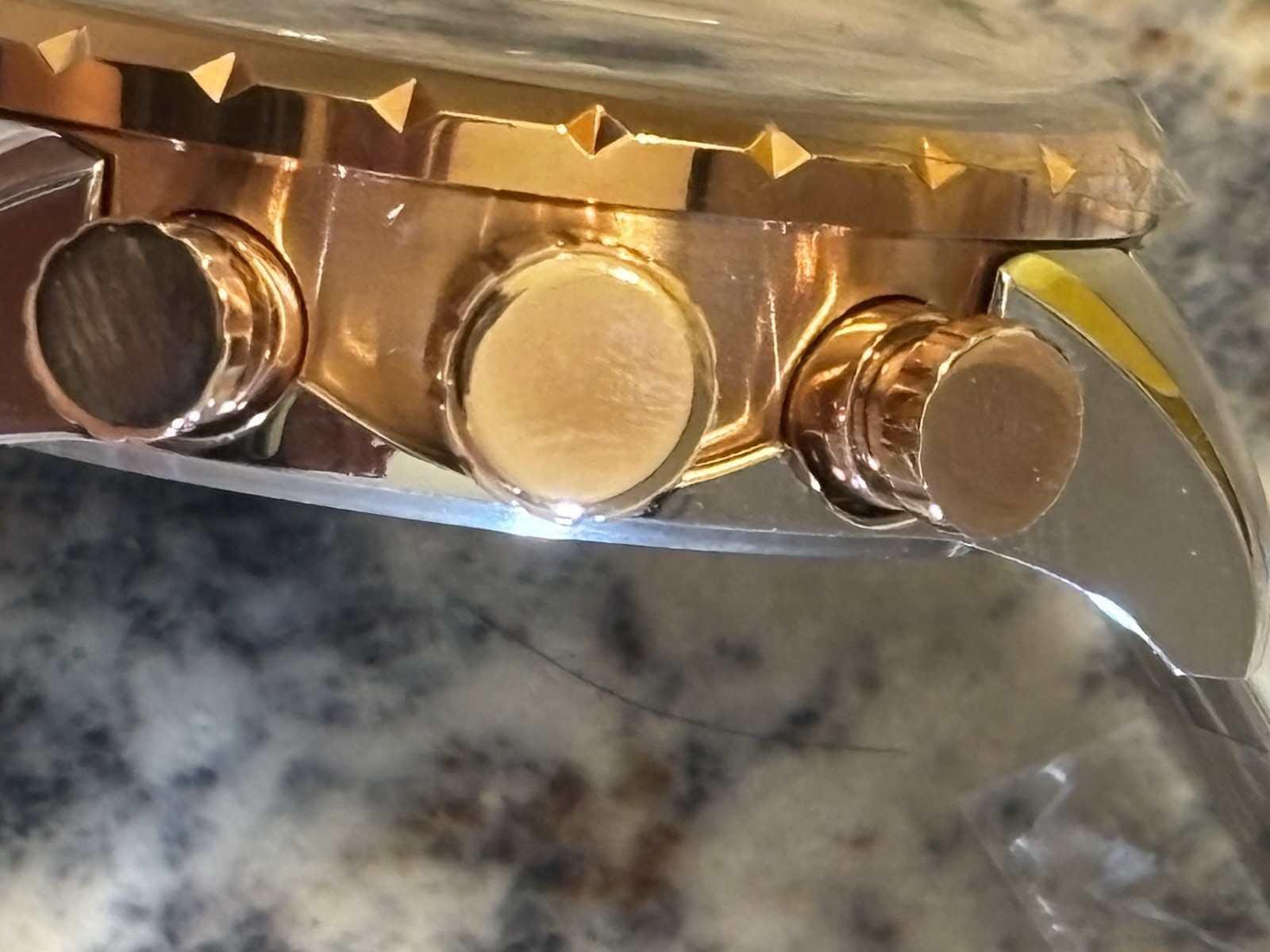 Invicta Aviator Men’s Watch Bundle w/ dive case. See Description for details.