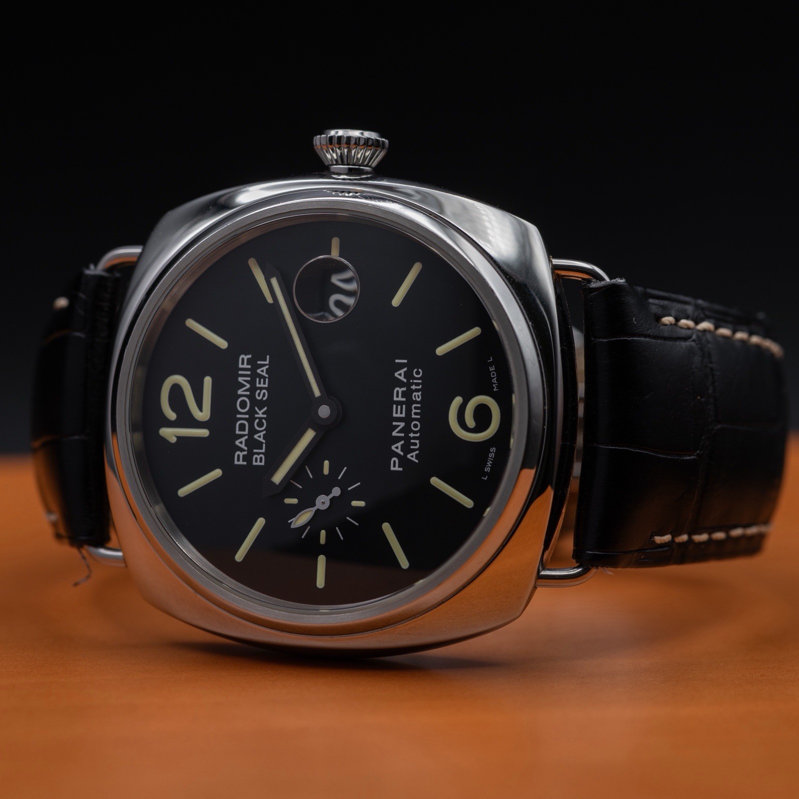 Panerai Radiomir Black Seal – PAM00380 45mm 2017 Triple Box Complete Set