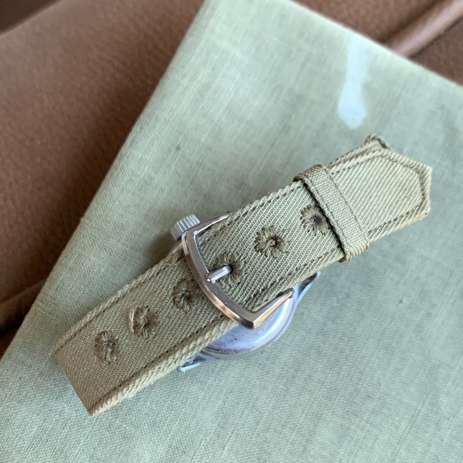 1943 Bulova A-11 U.S. Military WWII 10AK Hack US Military Wristwatch – Mint