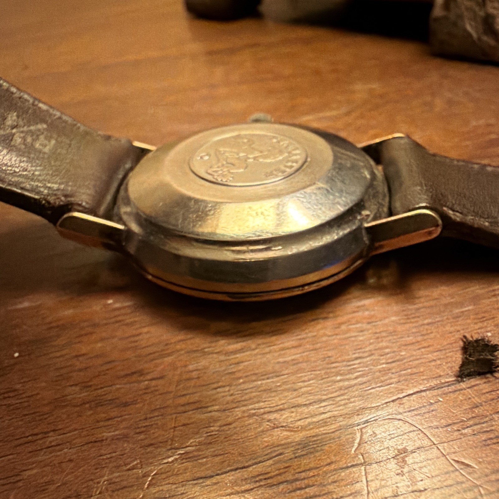 OMEGA Seamaster De Ville Auto Date Gold-Plated Champagne Dial Brown Leather OBO.