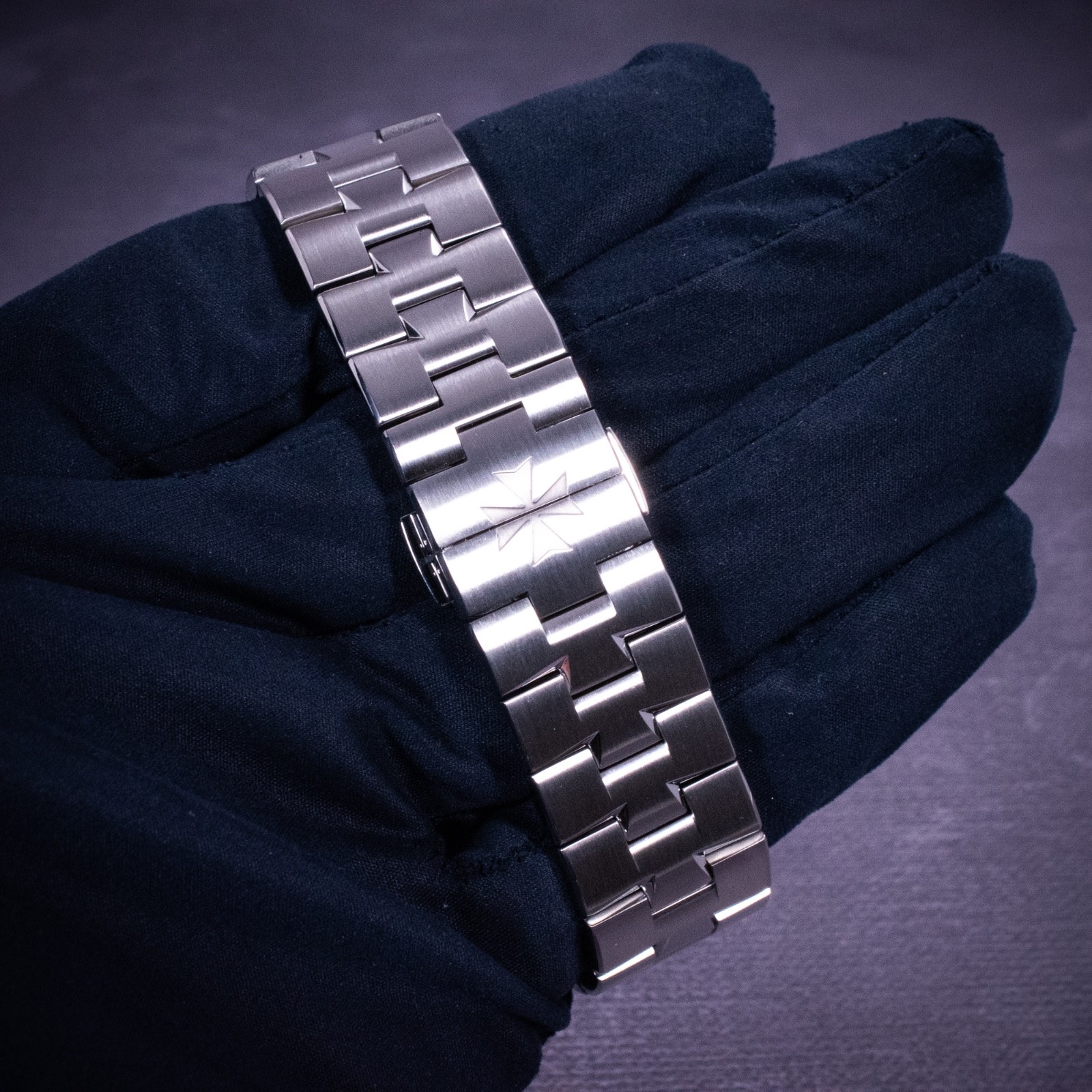 Vacheron Constantin Overseas 41mm Blue Dial, Ref. 4500V/110A-B128 with B&P