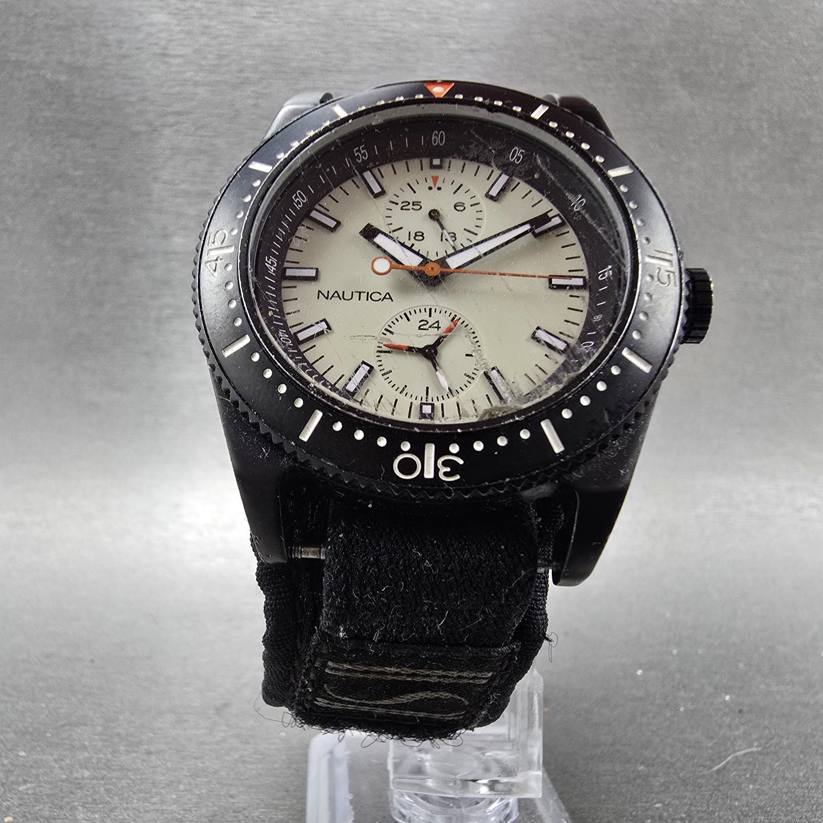 Nautica Dive Watch Men 43mm Gray Dial Black Tone Date Round N11033 New Battery