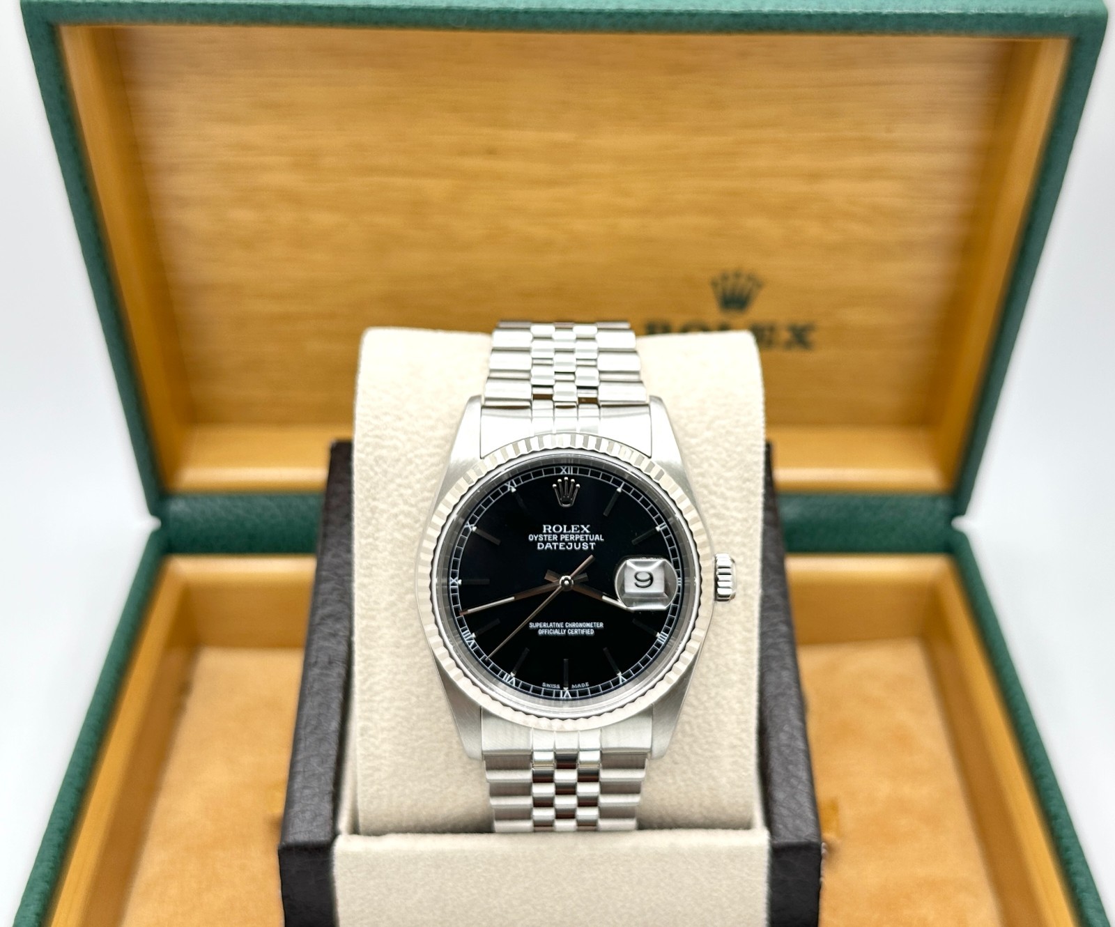 2005 Rolex Datejust 16234 Black Rail Dial 18k Gold Stainless Steel Box Paper
