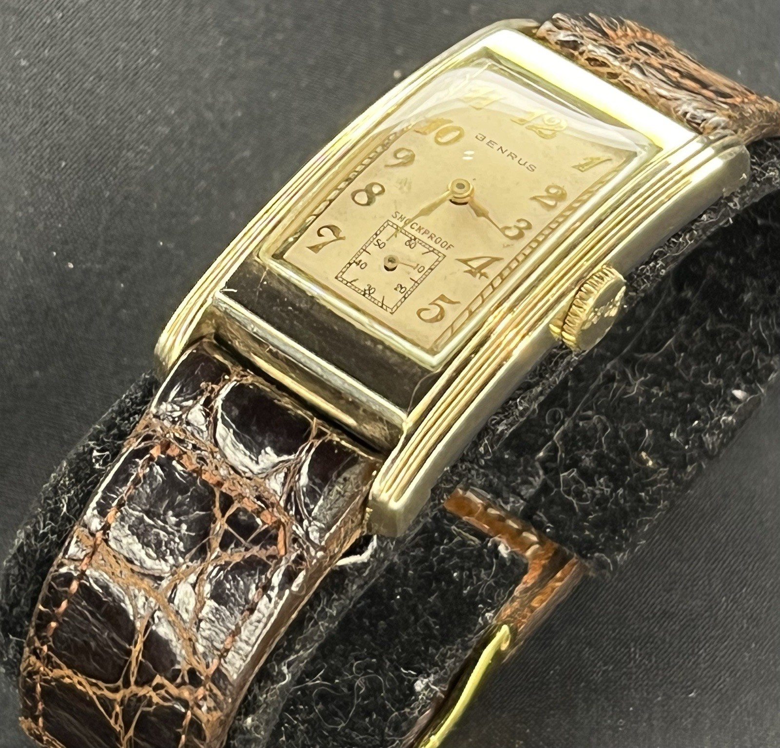 Vintage 50’s Benrus Curved-back Tank Watch