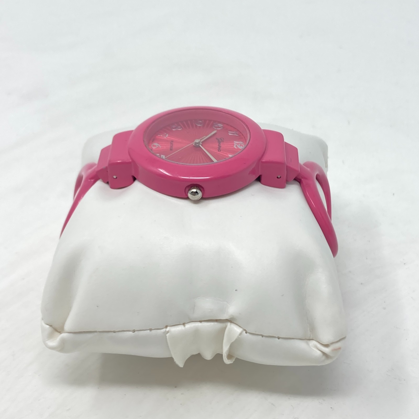 Geneva Cuff Watch Women 35mm Pink Hinged Cuff Starburst Dial New Battery 6.25″