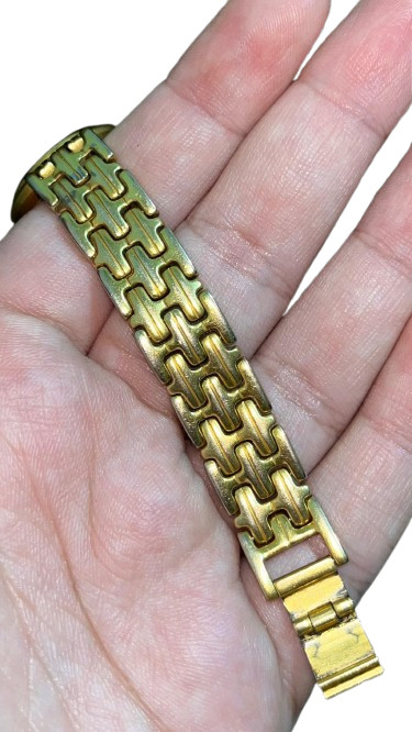 Vintage Darky Five Star Swiss Made Women’s Gold Plated Bracelet Watch 1990s 753.