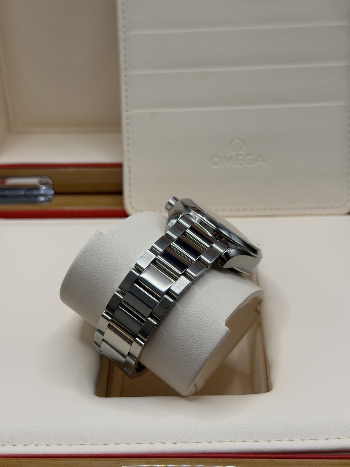 2023 Omega Seamaster Aqua Terra 38mm Blue – Box And Papers- 231.10.39.21.03.002