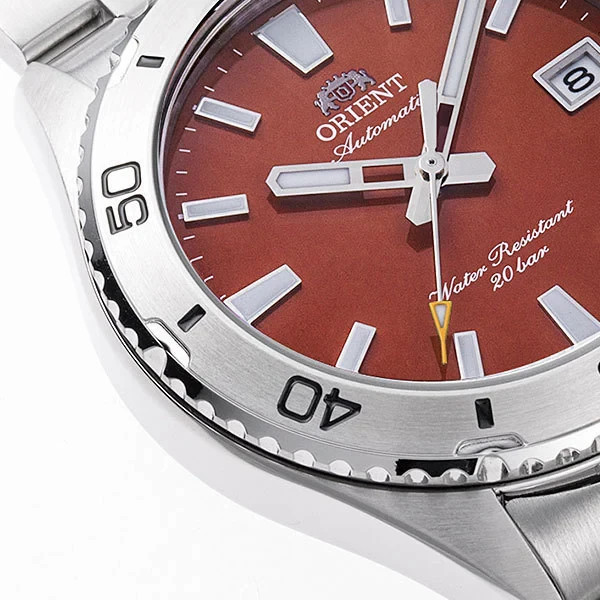 Orient RN-AC0Q09R Sports Mako 40 Automatic Men’s Diver Watch StainlessSteel Red