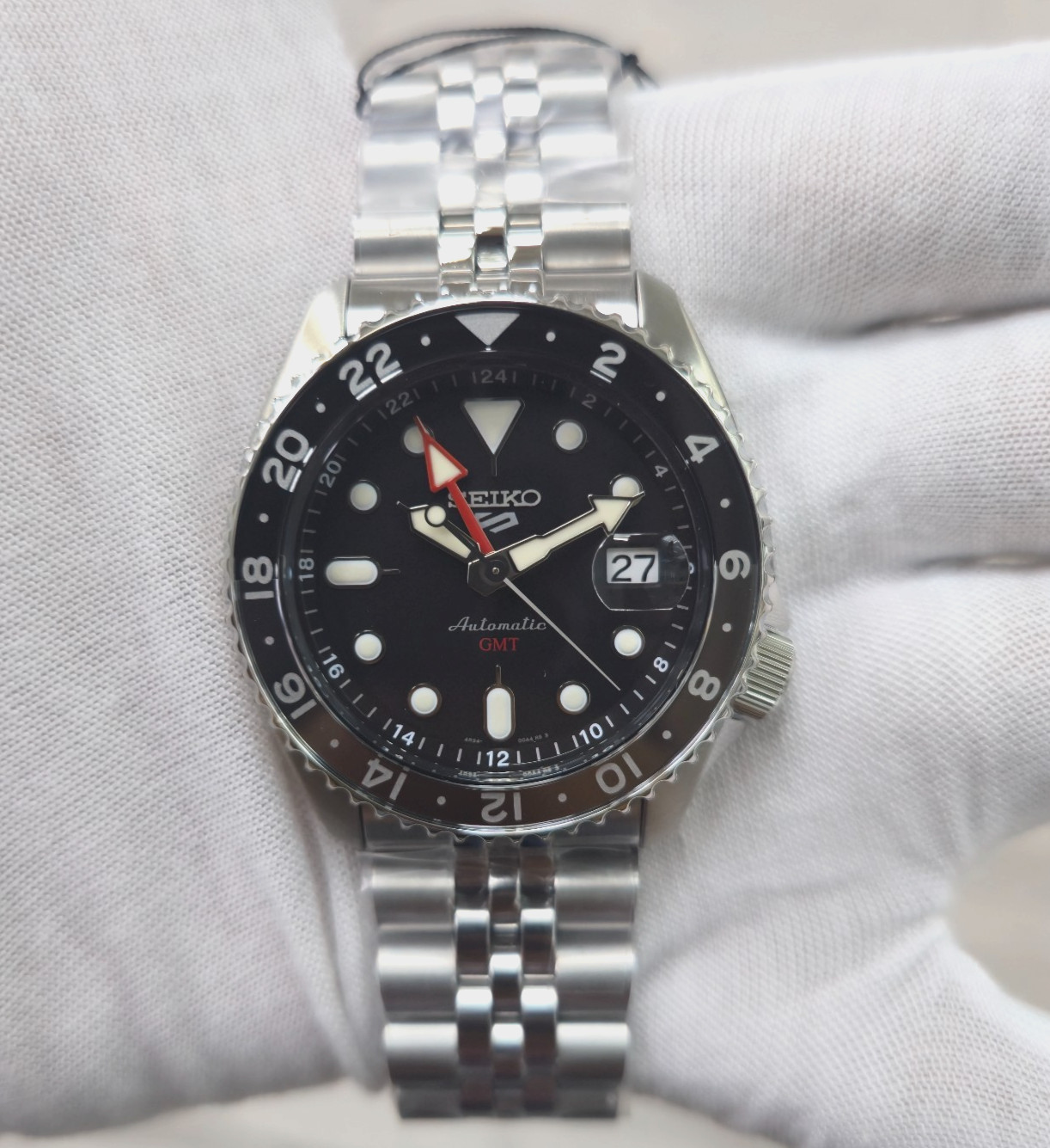 Seiko 5 Sports SSK001K1 Automatic GMT “SKX GMT” Black Dial 42.5mm Men’s Watch