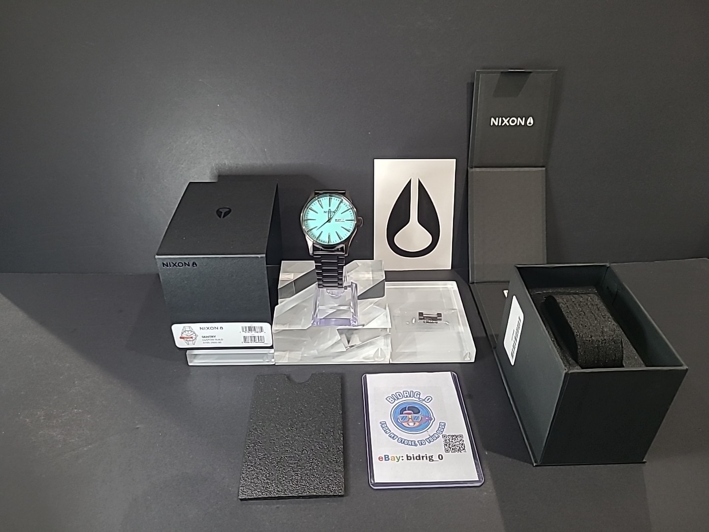 CUSTOM Nixon Sentry Quartz Watch Black Brushed/ Turquoise A105-2800.
