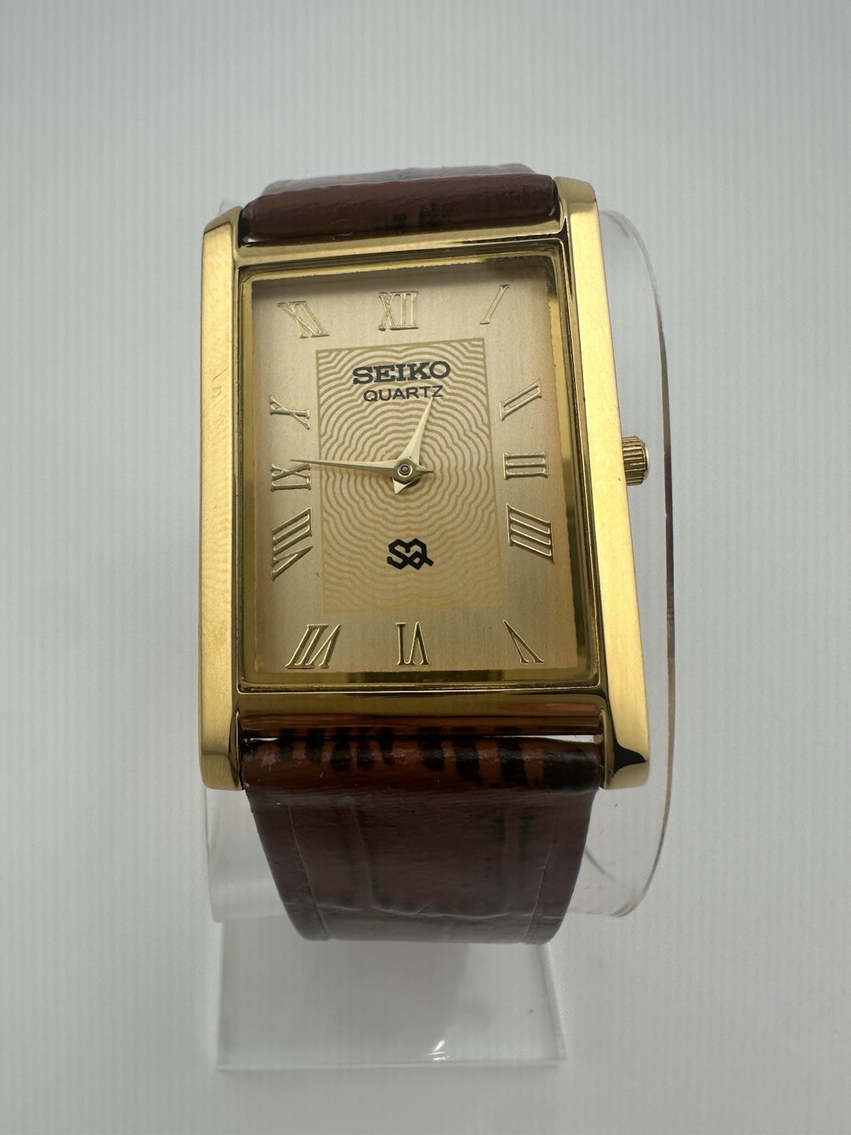 GOLD DIAL-Vintage Seiko Slim Quartz Men’s Wrist Watch