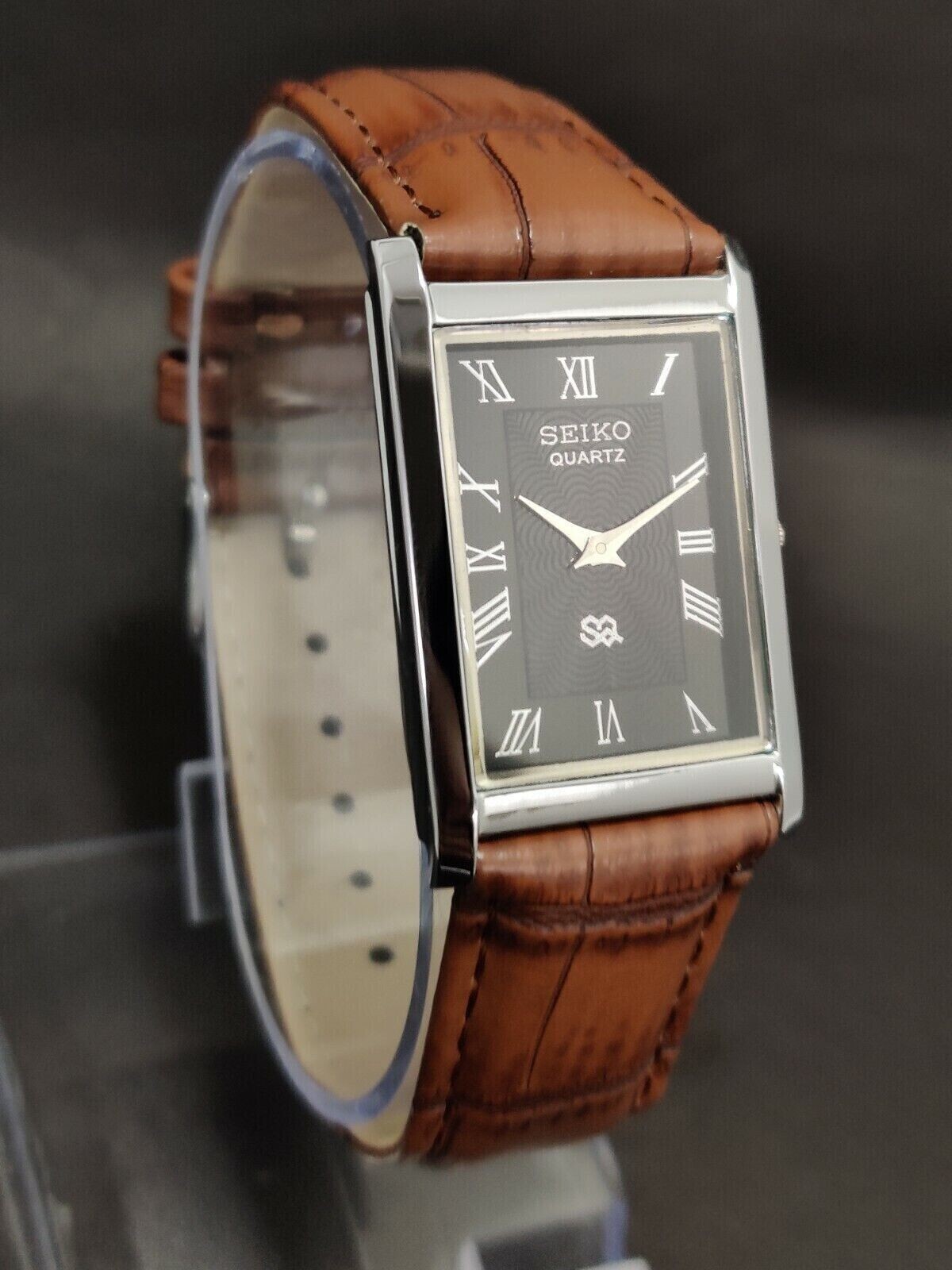 Vintage Seiko Slim Quartz Men’s Wrist Watch – Comes With New Battery, New Band