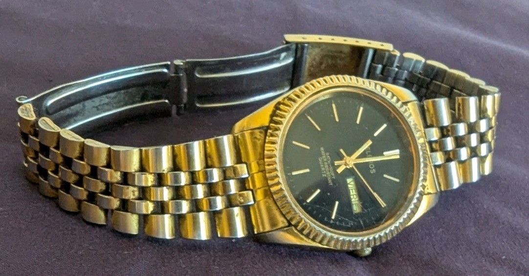 Helbros Vintage Watch 321-2105 Day/Date Spanish/English Gold Tone – Not Working