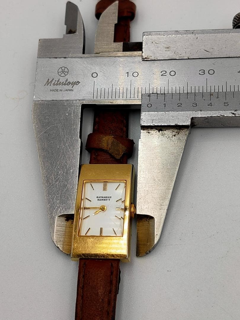 USED Katharine Hamnett KH-8803 Gold-Tone Rectangle Dress Watch | Japan