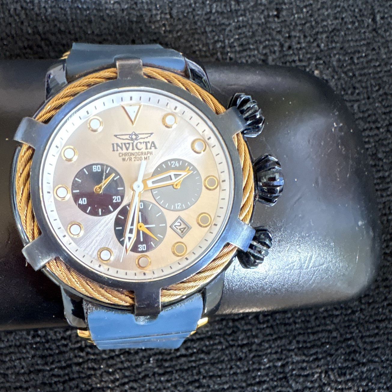 Invicta Bolt Quartz Chronograph Date 200m Blue SS 52mm Silver/Gold/Black Dial