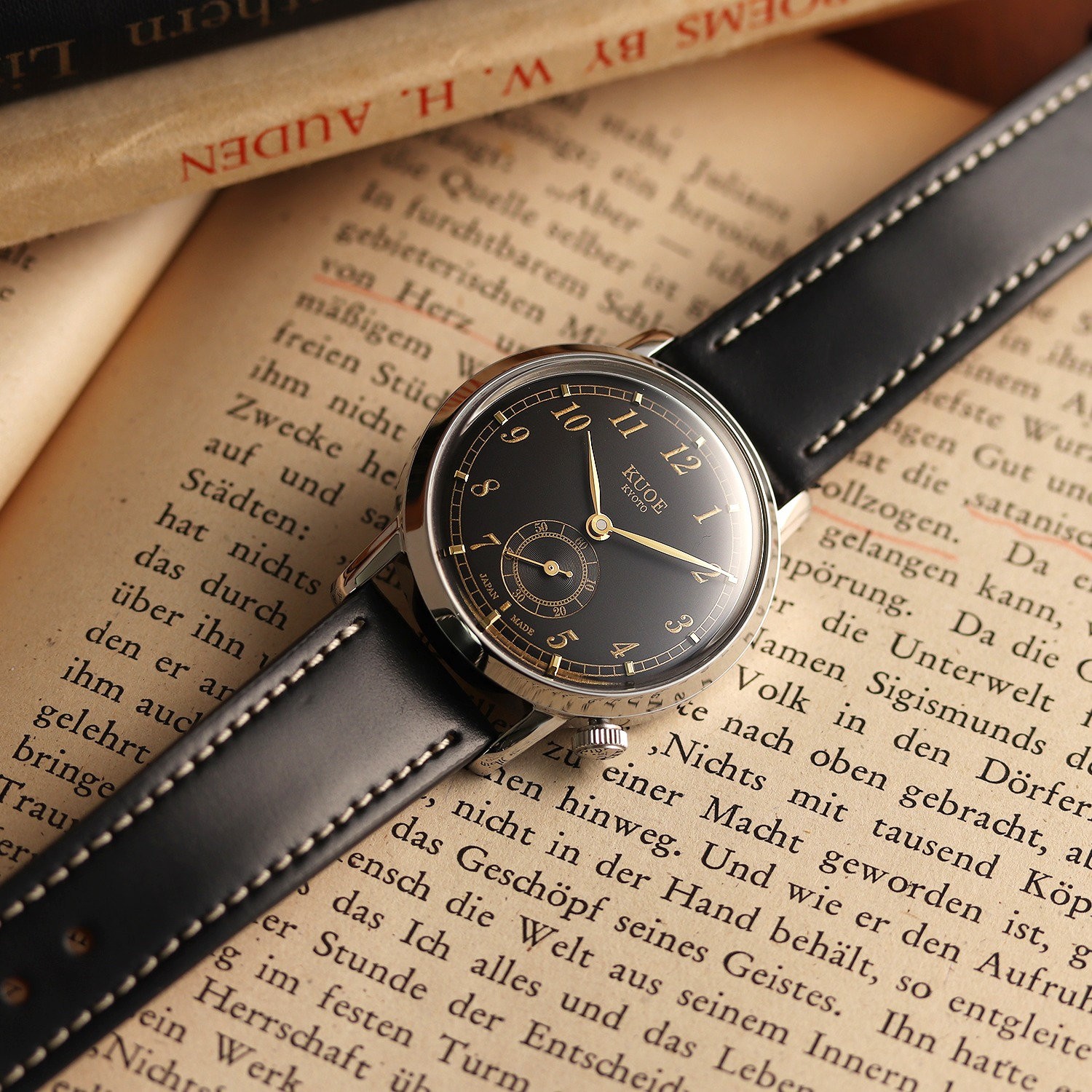 KUOE KYOTO OLD SMITH 90-007 Small Seconds Automatic Black Dial Cordovan Strap