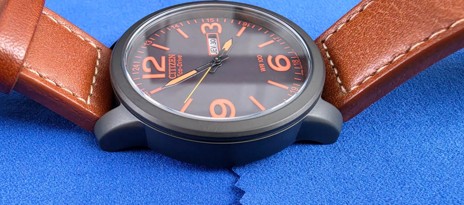Citizen Eco Drive 42mm Men’s Black Dial Brown Strap Watch NEW BM8475-26E