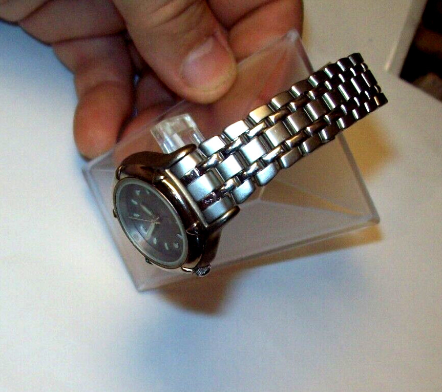 Cherokee Ladies Watch New Light Purple Dial Easy Read Runs Great 6.25″ to 6.75″
