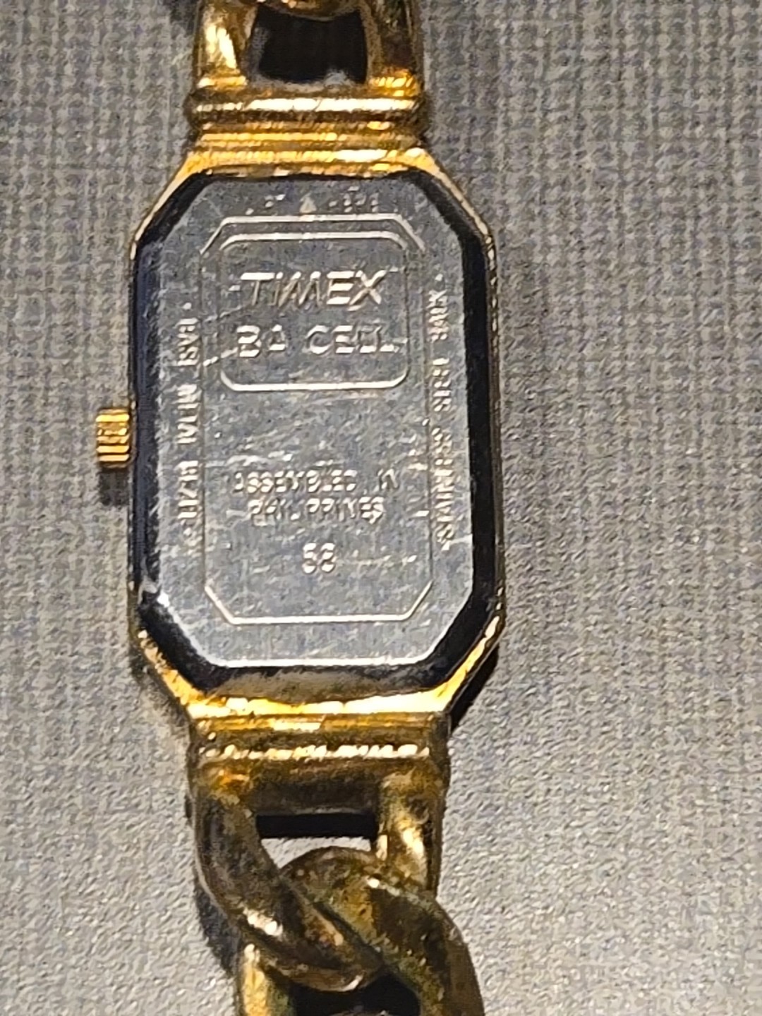 Vintage Gold Tone Timex Ladies Watch – PARTS ONLY See Description
