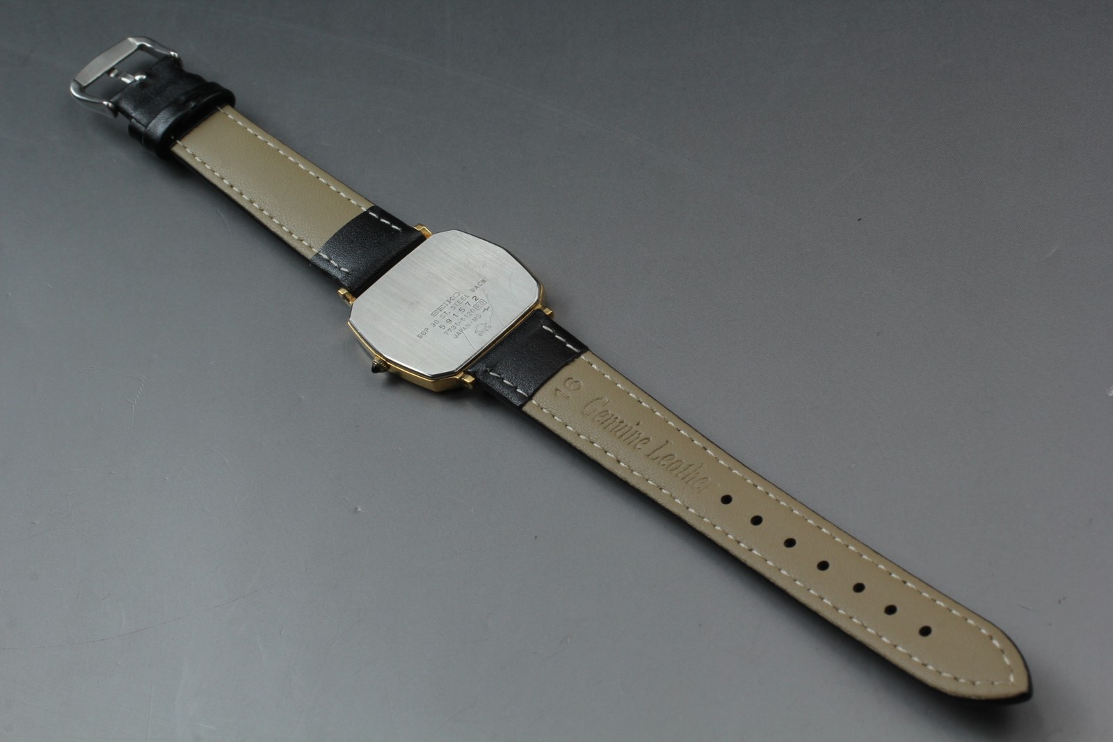 [Near Mint] Vintage SEIKO Dolce 7731-5120 Gold Dial Quartz Mens Watch From Japan