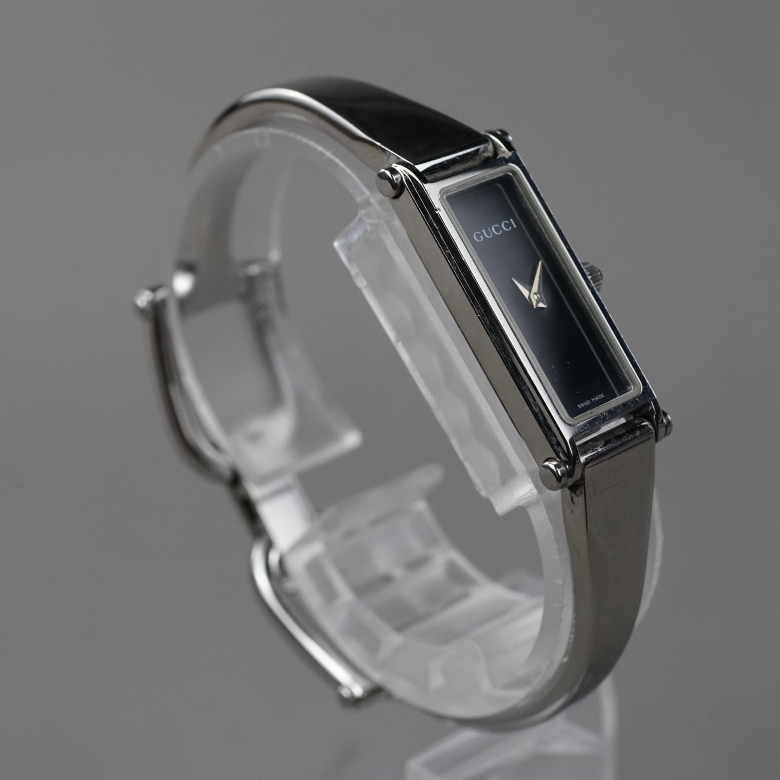 GUCCI Women’s Watch 1500L Silver 12mm Vintage New Battery