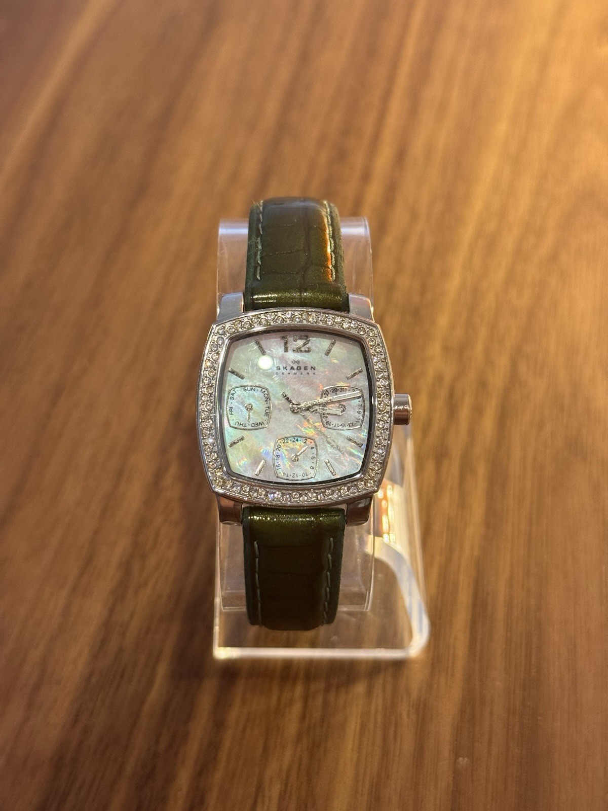Women’s Skagen Wristwatch Mother of Pearl Dial with Green Genuine Leather Band
