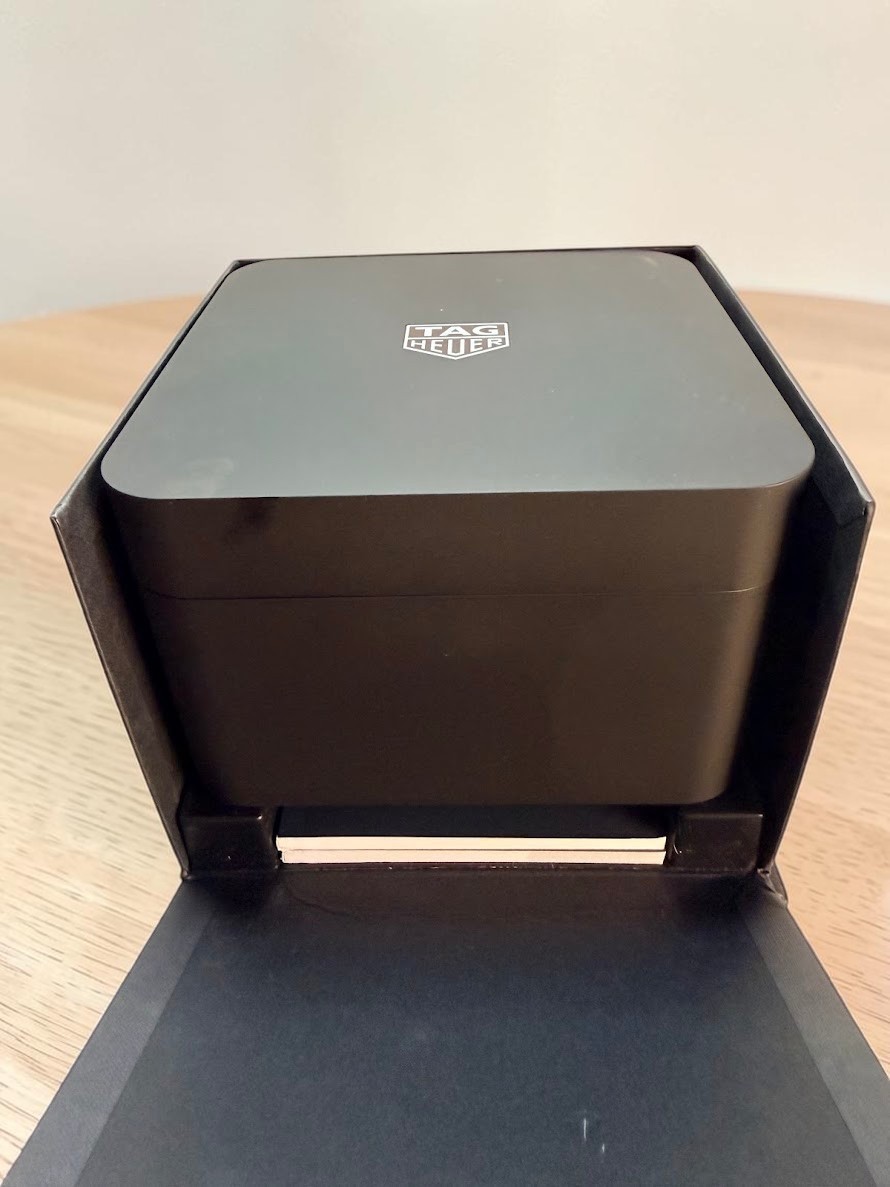TAG Heuer Connected Smartwatch – Excellent Condition – Includes Original Box