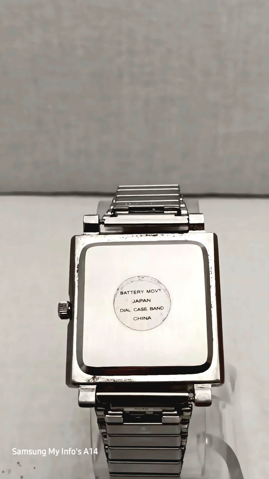 ANNIE KASE quartz watch.33MM. Stainless Steel Stretchable Band. NEW BATTERY.