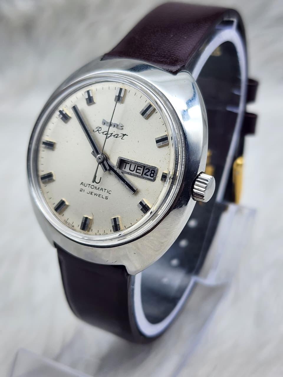 Vintage HMT Rajat Automatic 21 Jewels Day Date Men’s Watch India Cushion Case