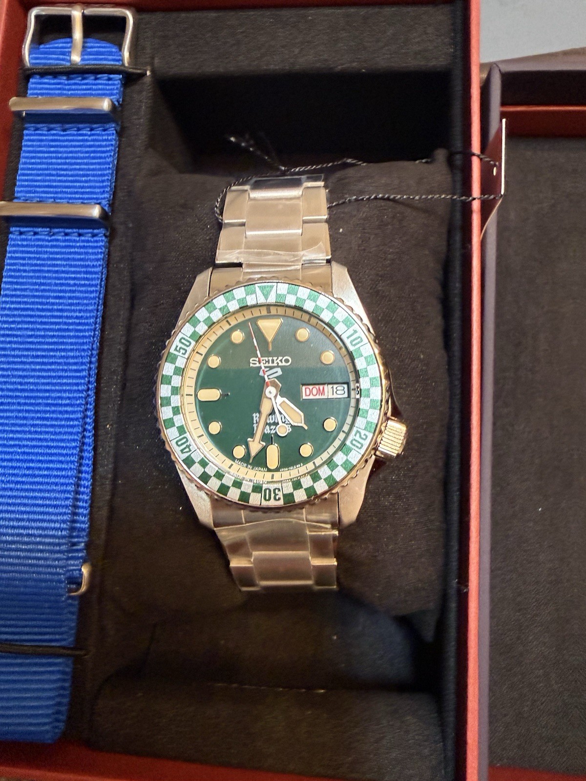 Seiko 5 – Rowing Blazers – Wind Vintage – Rally Green – 38mm – SRPM21
