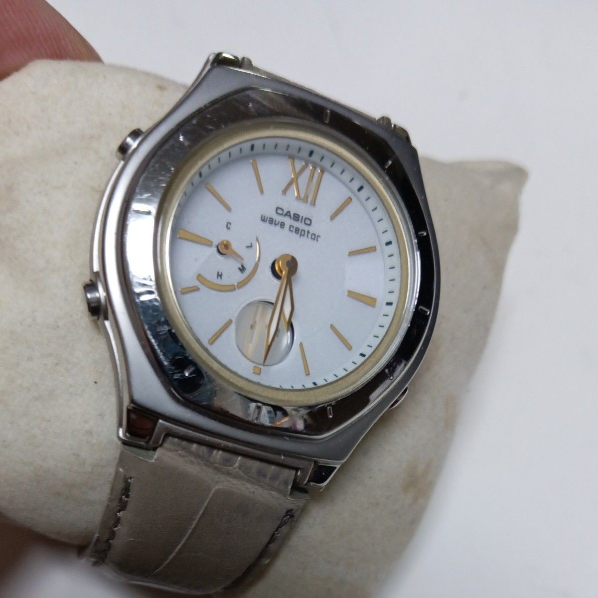 CASIO LWA M160 Radio Solar Working