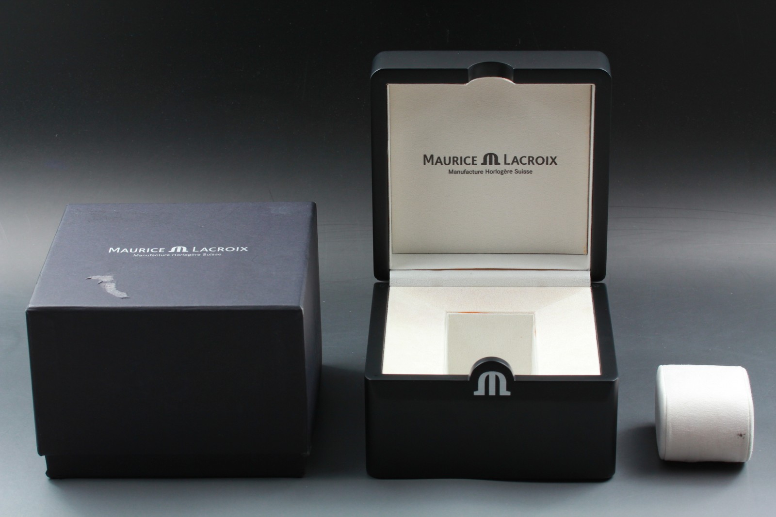 Maurice Lacroix Aikon AI1008 Black SS Date Quartz Swiss Made Watch [Box Damaged]