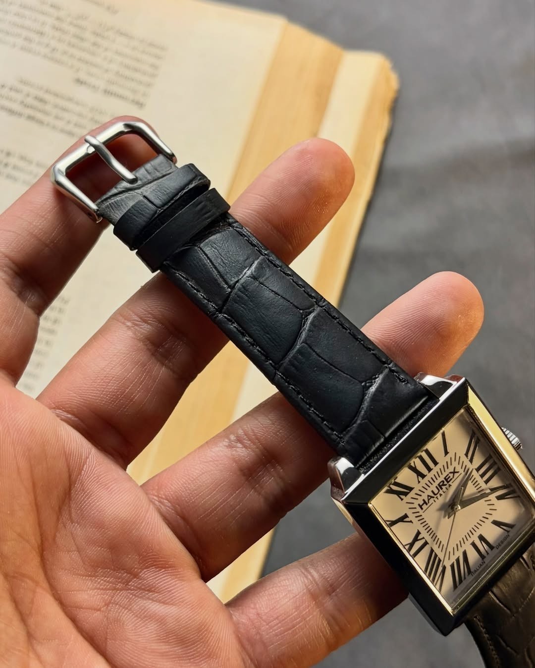Vintage Tank Watch Square Silver Case – Roman Numeral Gloss Dial – Classic Dress