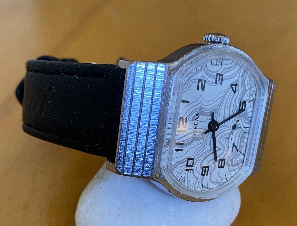 Vintage Pobeda Mechanical Watch USSR 1980 / ZIM Factory