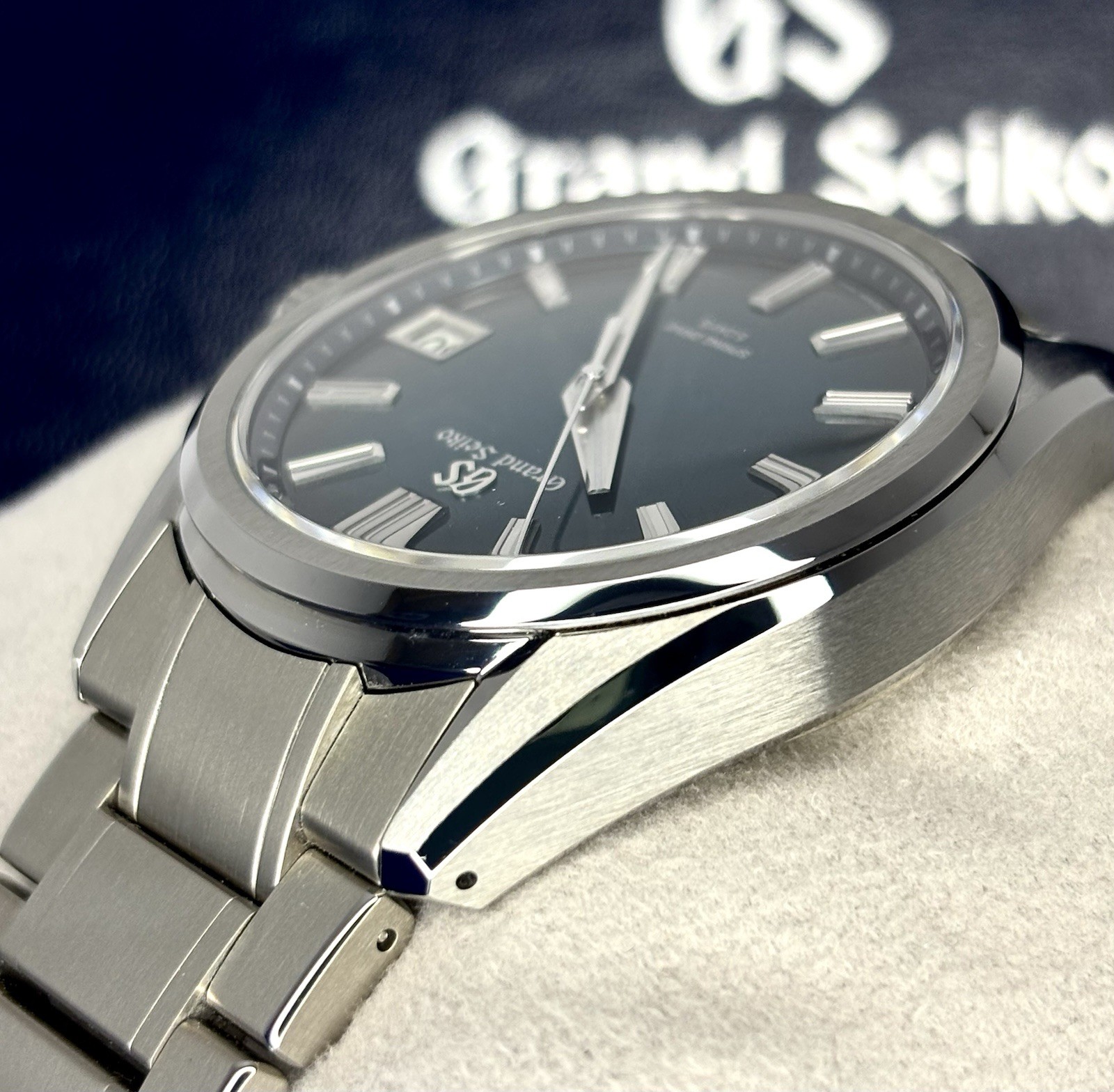 Grand Seiko Atera Valley SLGA025 Titanium 40mm 2026 Full Set Unworn